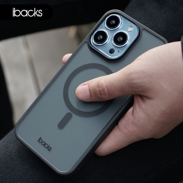 ibacks Cravimag Case for iPhone 14